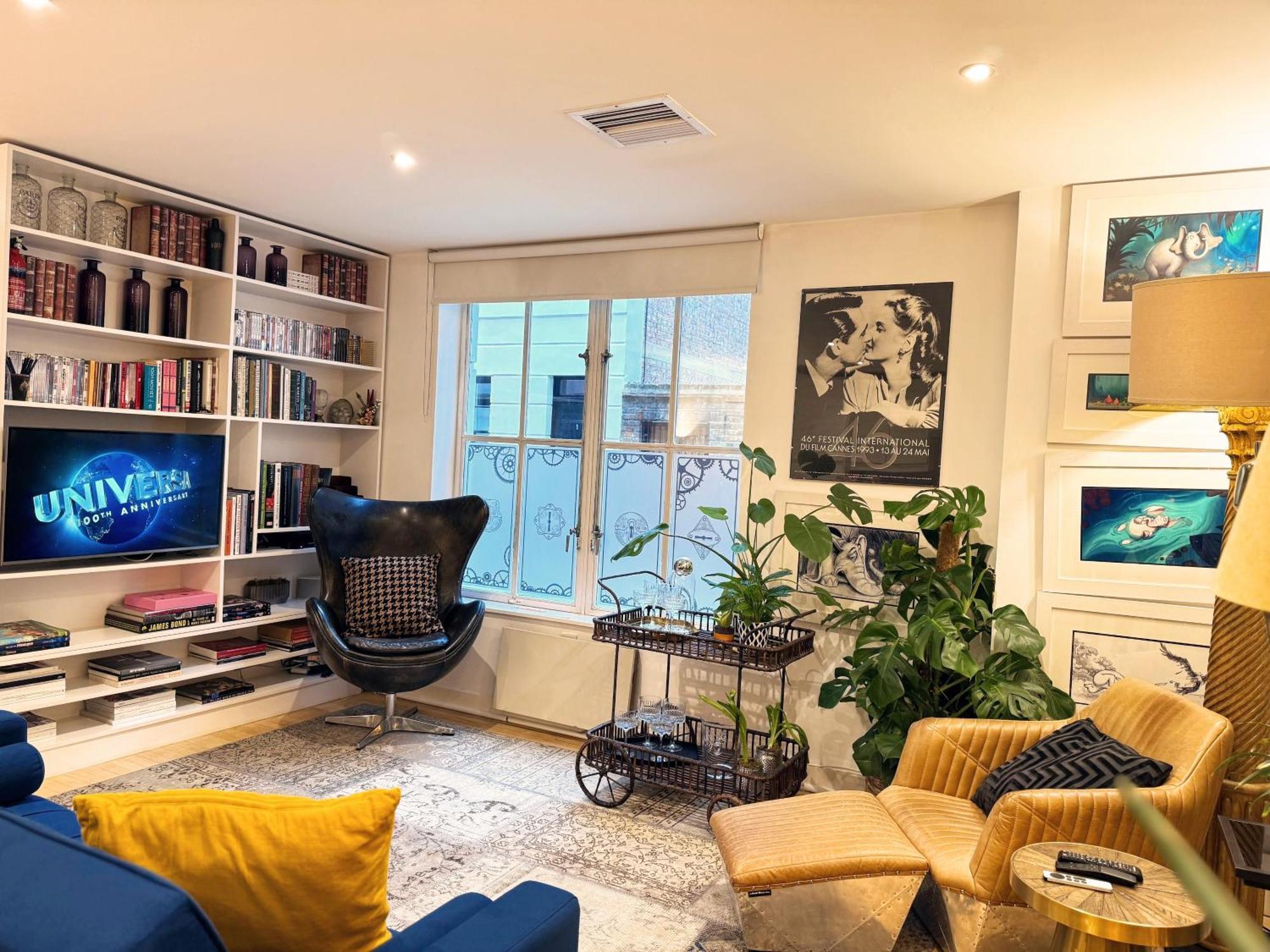 Spacious West End Duplex Apartment, W1 Central Londres Exterior foto